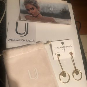 SOLD NWT Uncommon James earrings